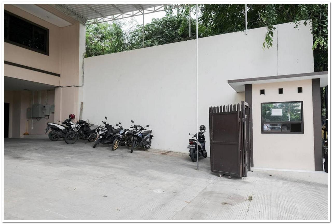 Reddoorz Near Kota Tua 2 Hotell Jakarta Eksteriør bilde